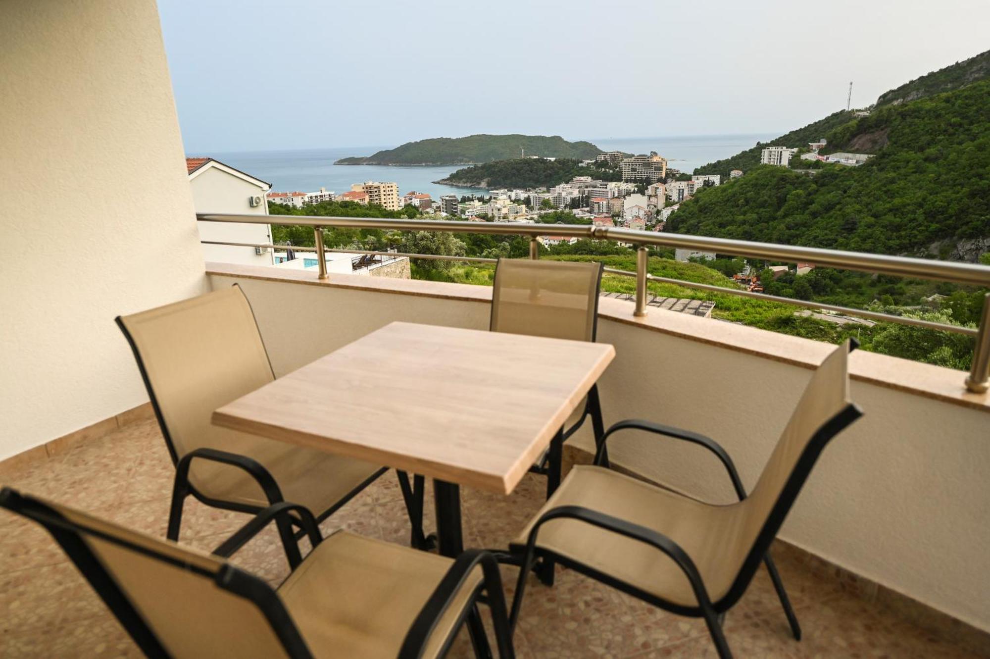 Villa Lux Rajovic Budva Exterior photo